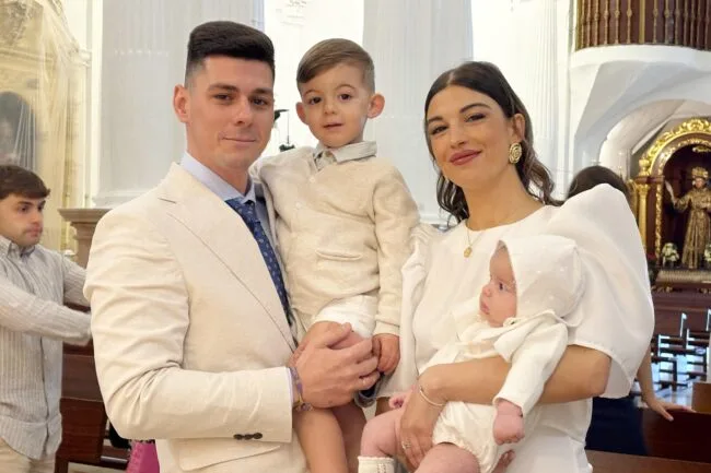 Bautizo de Gonzalo congrega a familiares en el Santuario de Santa María de África