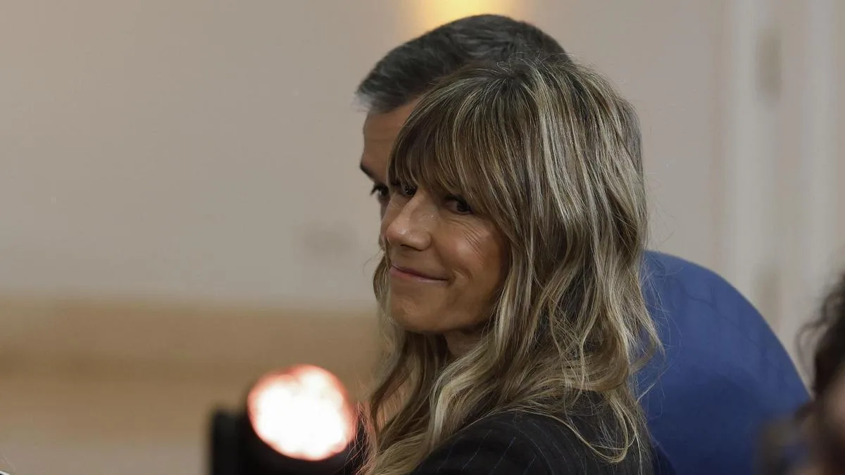 Begoña Gómez comparece ante juez por presuntos delitos de corrupción en vista preliminar