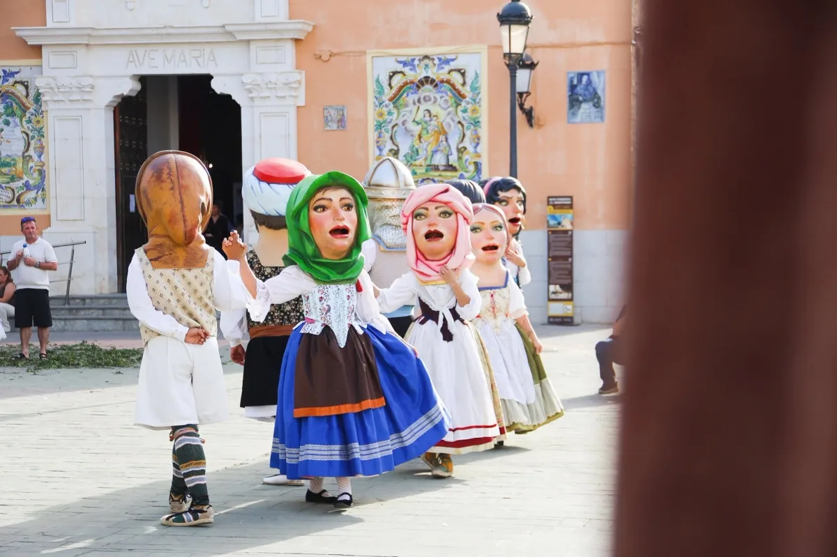 Benetússer finaliza el primer fin de semana de sus Fiestas Mayores con gran participación ciudadana