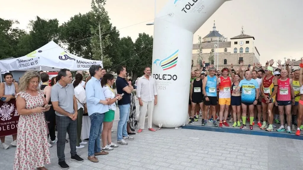 Cientos de corredores participan en la 48ª edición de la Carrera Pedestre Popular de Toledo