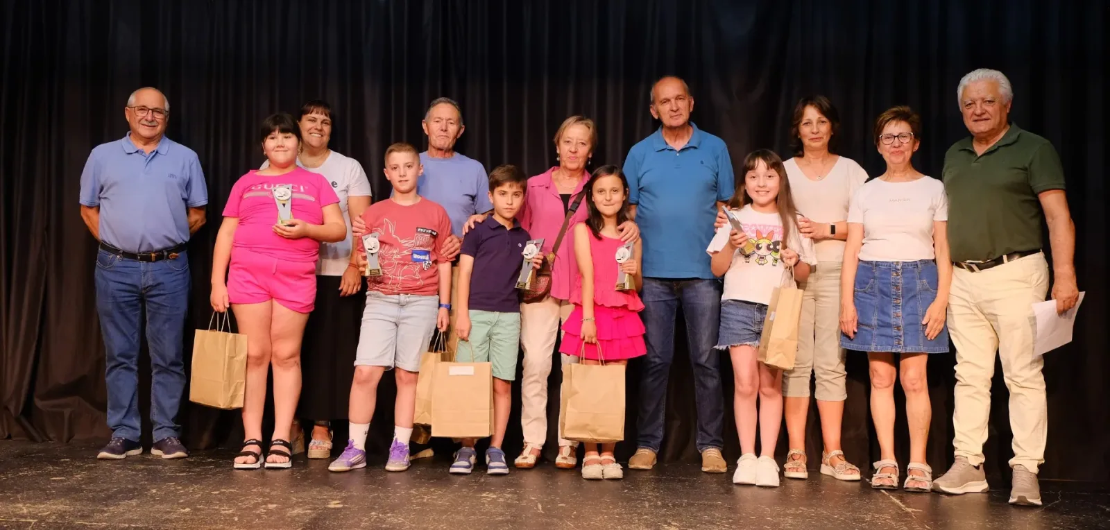 El Taller Cultural de Fuentepelayo entrega los premios ‘Platero’ en la Real Muestra de Teatro Especial