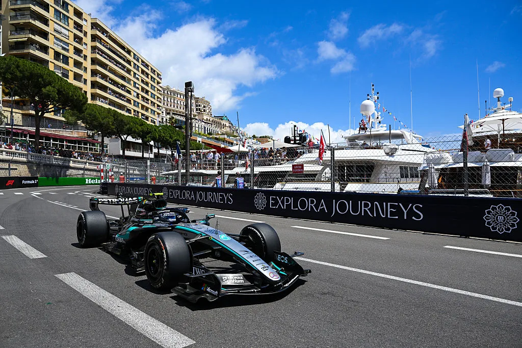 Kimi Antonelli sorprende con la pole en Mónaco y supera a los Ferrari y Verstappen