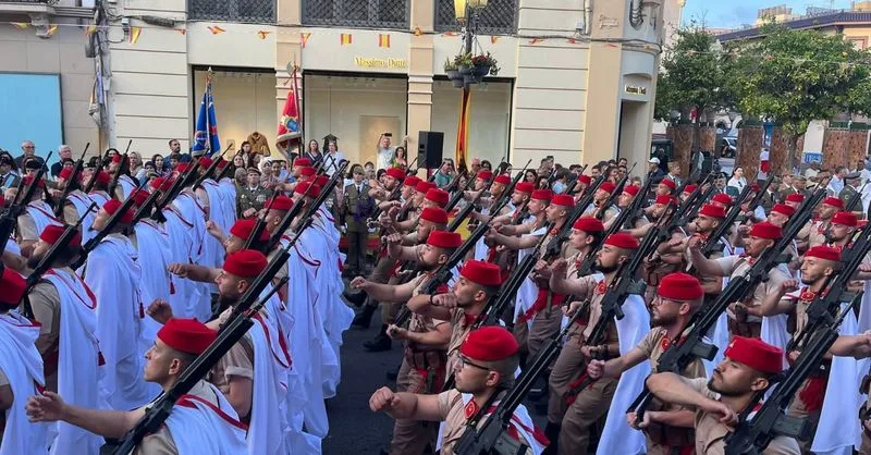 La Casa Regional de Ceuta participa en la conmemoración del Día de las Fuerzas Armadas en Melilla