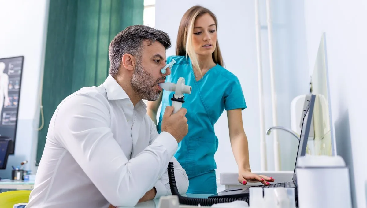 La EPOC supera en mortalidad a la diabetes y al cáncer de mama juntos, advierte neumólogo