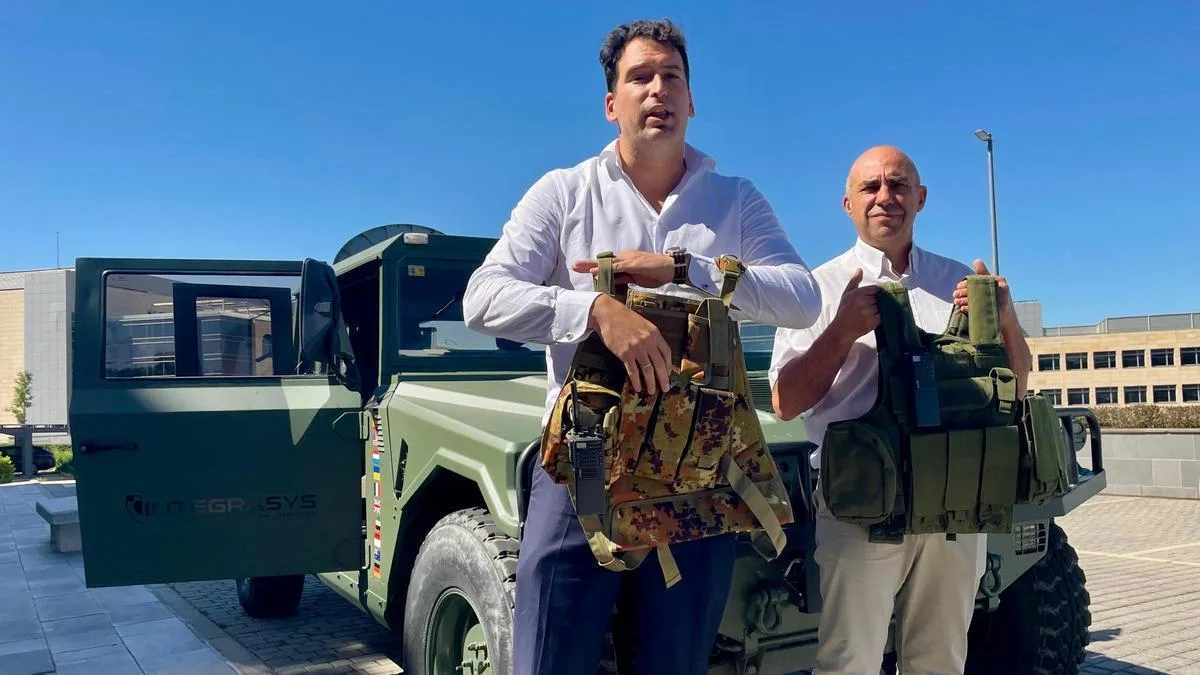 Las Fuerzas Armadas españolas incorporan escudos anti drones y guerra electrónica en vehículos y chalecos
