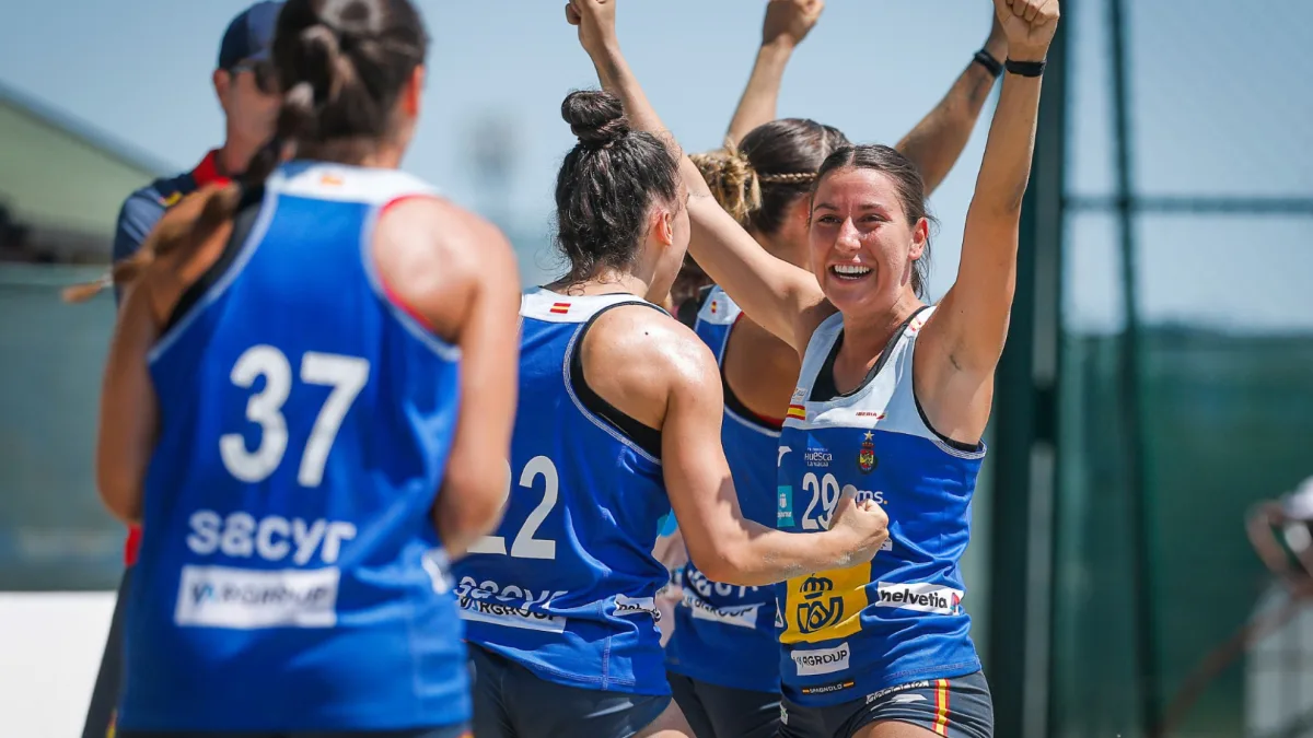 Las Guerreras de la Arena logran el bronce en el Mundial de Balonmano Playa