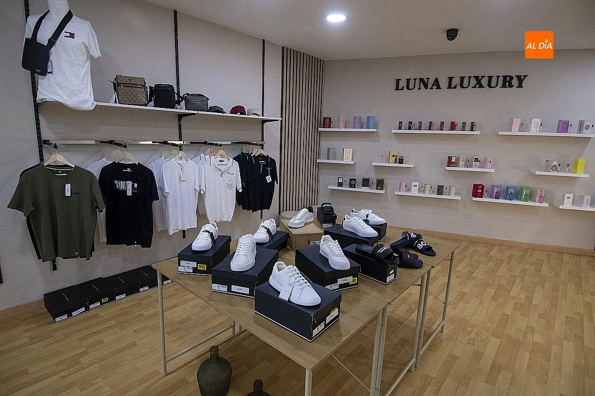 Luna Luxury impulsa la moda exclusiva y el comercio local en Ciudad Rodrigo