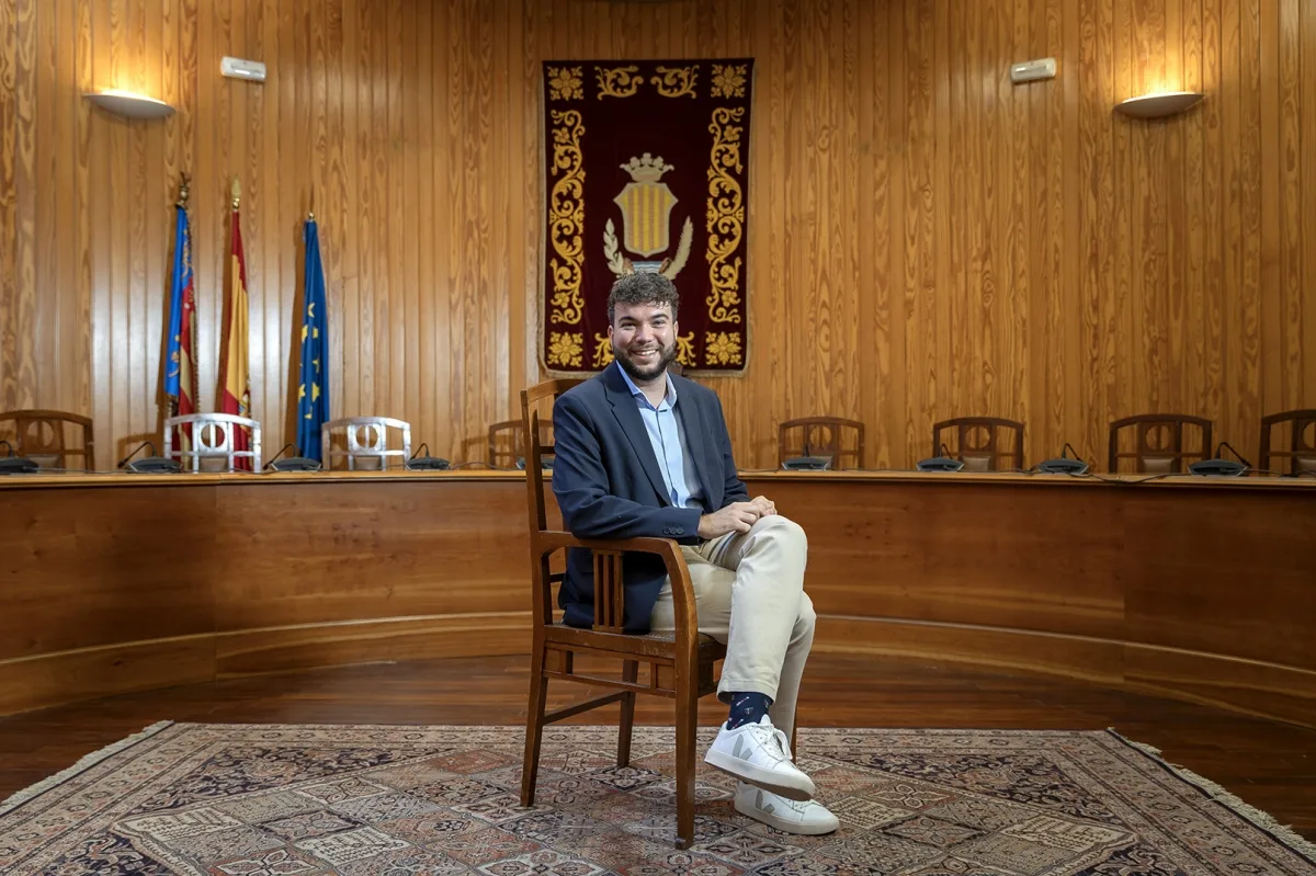 Álvaro Gonzalvo asume la alcaldía de Moncada tras pacto entre PSPV y Compromís