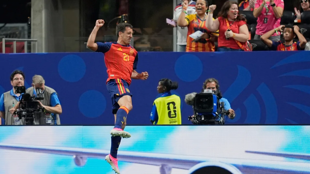 Mikel Oyarzabal se afianza como goleador clave de España en el Mundial