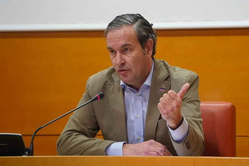 Nando Pastor cuestiona la gestión de Diana Morant y defiende las políticas del Consell valenciano
