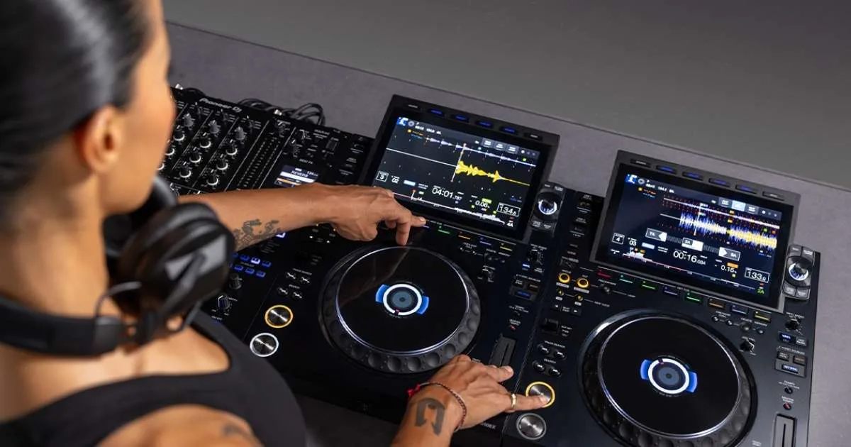 Nuevas medidas de Rekordbox para controlar la música amenazan la libertad en cabinas