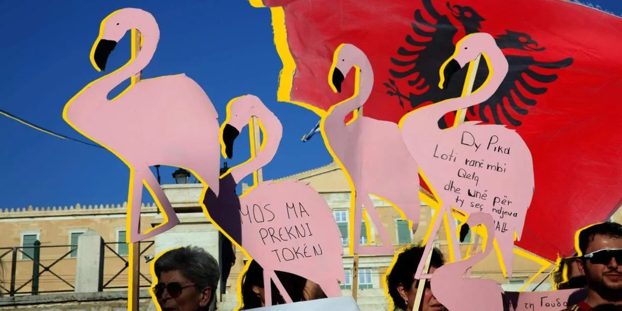 Protestas ambientales y políticas sacuden Albania por megaproyectos vinculados a la familia Trump