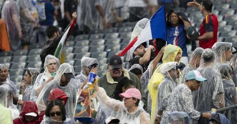 Tormenta eléctrica detiene el Francia-Irak en el Mundial 2026 con Mbappé liderando el marcador