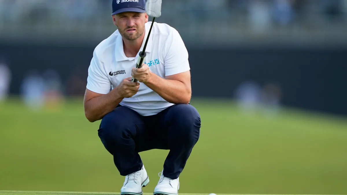 Wyndham Clark domina el US Open con amplia ventaja antes de la última ronda