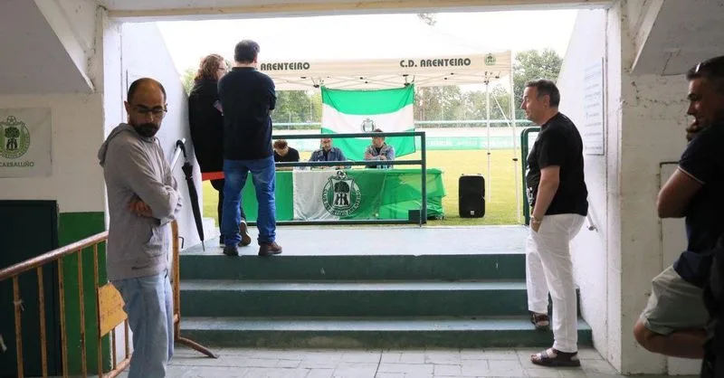 Arenteiro enfrenta una deuda millonaria y retos para su inscripción en Tercera Federación