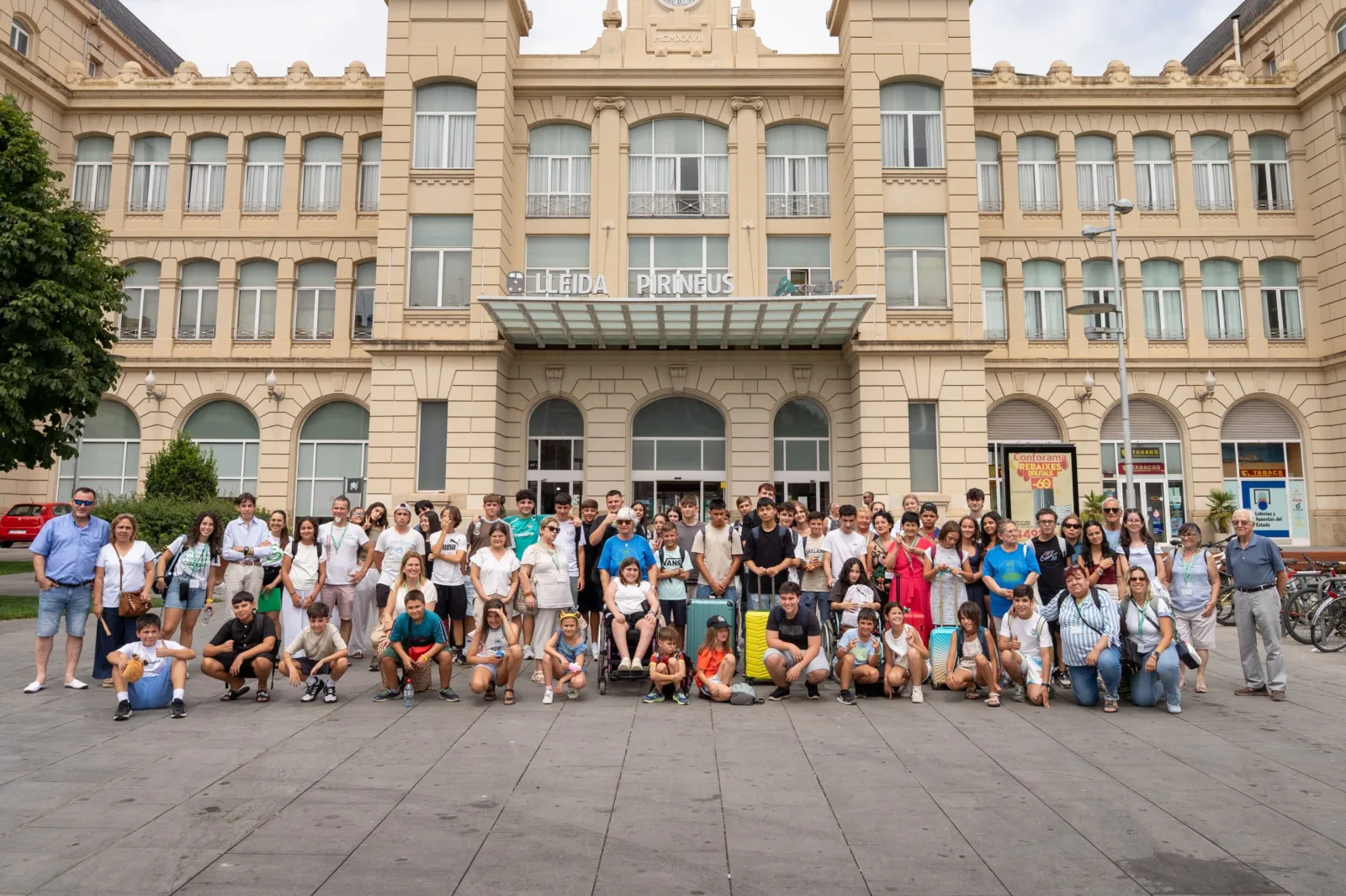 Casi un centenar de niños con cáncer participan en colonias de verano para fomentar su bienestar
