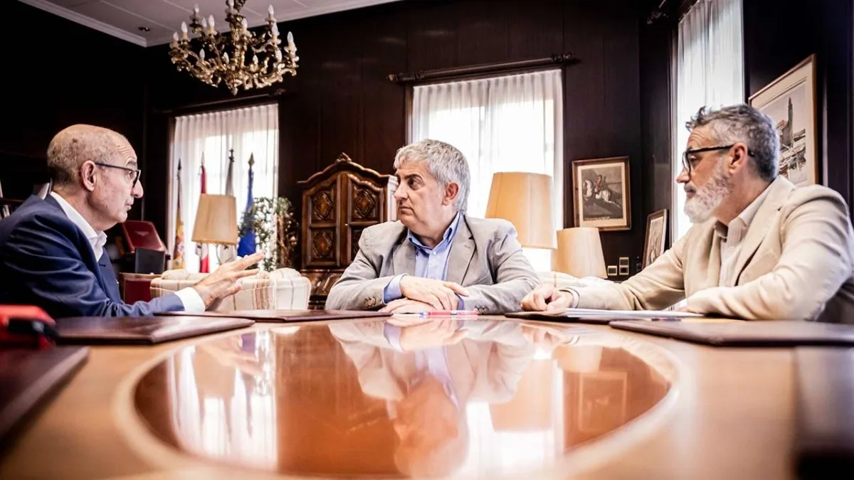 Doce años de colaboración entre el Ayuntamiento de Soria e Iberaval movilizan 57 millones y sostienen miles de empleos