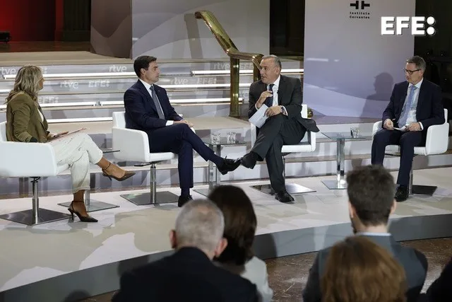 Imanol Pradales advierte sobre la crisis democrática y la complejidad política en España