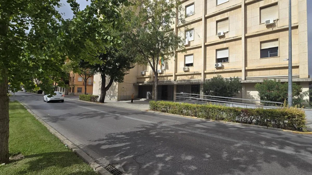 Juzgan en Badajoz a tres hombres por retener y agredir a una familia para robarles