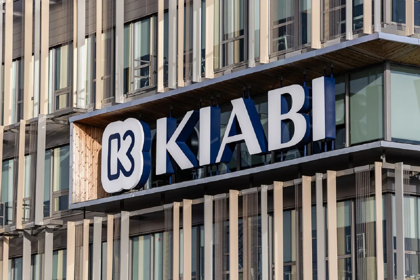 KIABI redefine su modelo para acompañar a las familias con más oferta y proximidad