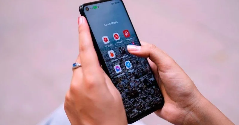 La Comisión Europea propone limitar el acceso a redes sociales para menores de 13 años