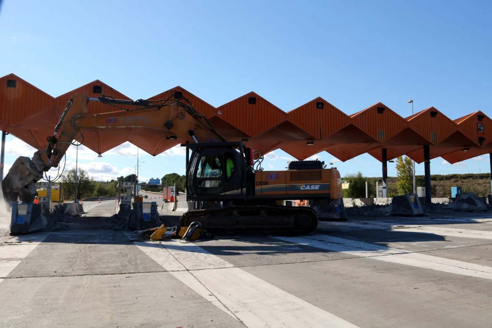 La Generalitat plantea reintroducir peajes en la AP-2 y otras autopistas en los próximos años
