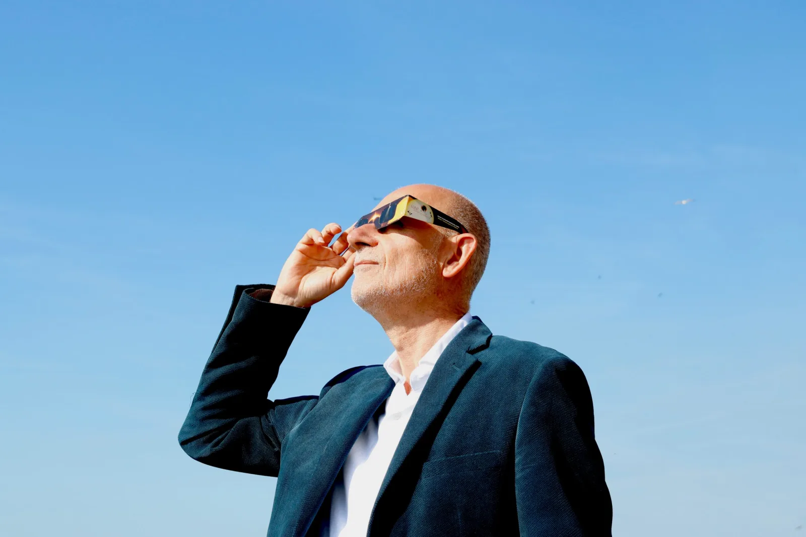 Lanzan visor digital para elegir el mejor lugar para ver el eclipse solar del 12 de agosto