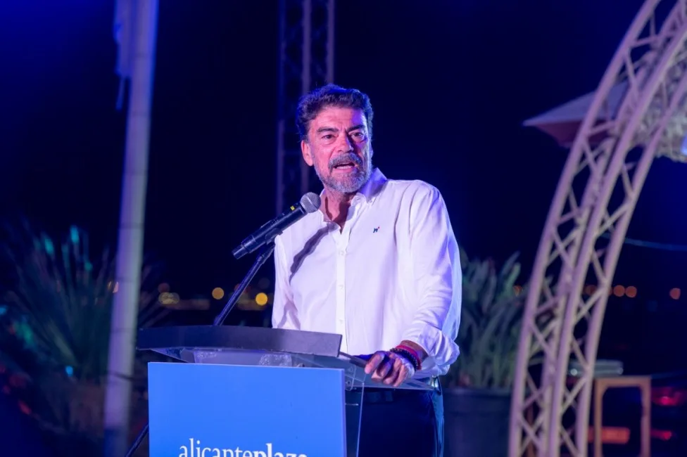 Luis Barcala destaca Alicante Plaza como referencia informativa clave en la provincia