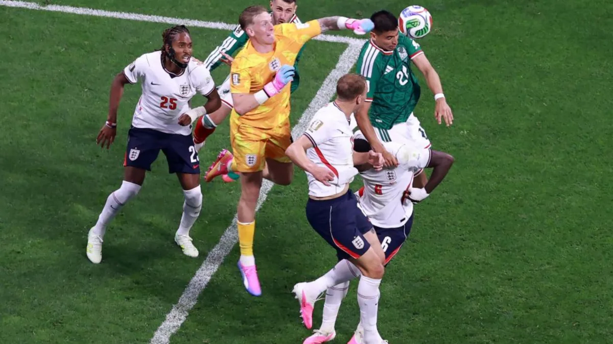 Pickford lidera a Inglaterra con paradas decisivas en el triunfo contra México