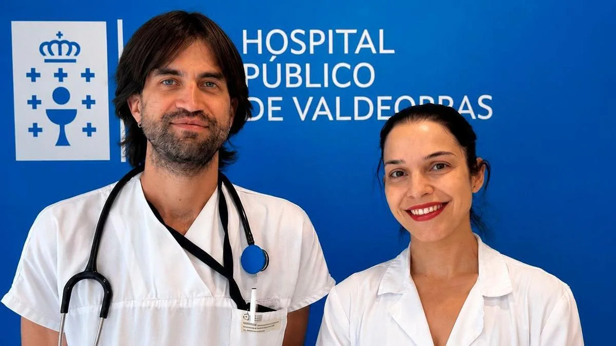 Profesionales de hospital de Valdeorras publican nueva alternativa para tratar otitis grave por superbacteria